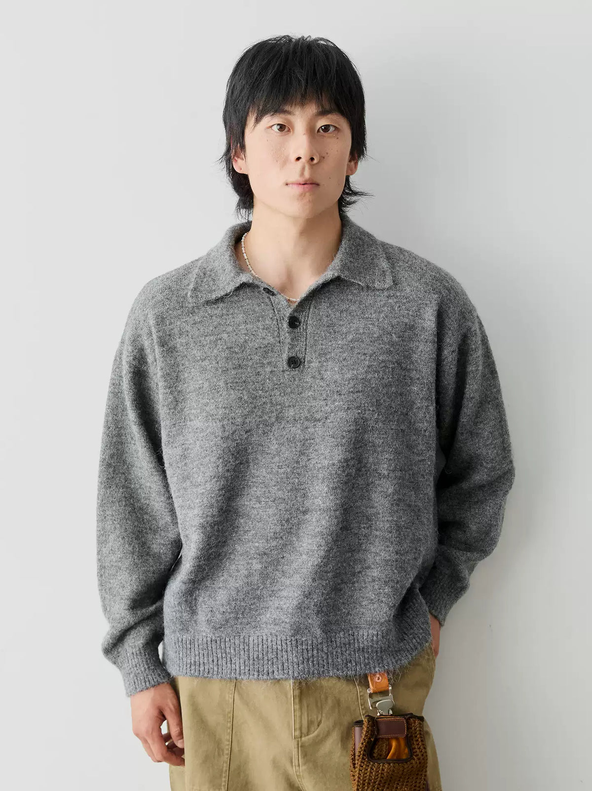ルーズフィットポロ襟ニットセーター